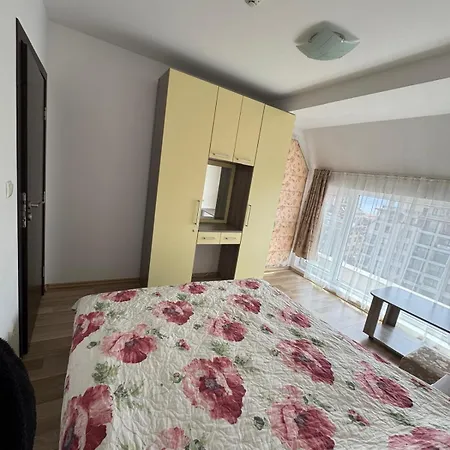 Sea View 1 Bedroom K&r Apartment Sweti Wlas
